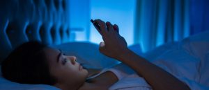new-research-uncovers-previously-unknown-effects-of-blue-light-on-sleep-3-1068x464